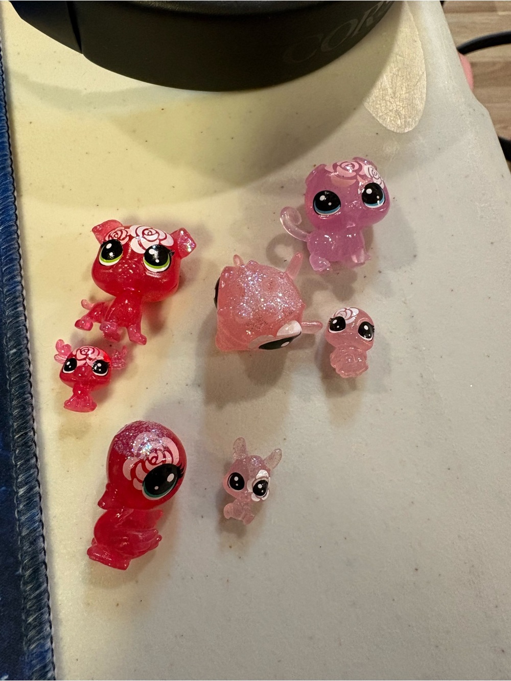 Littlest Pet Shop Blooming Bouquet Glitter Pets LPS Collector Figure